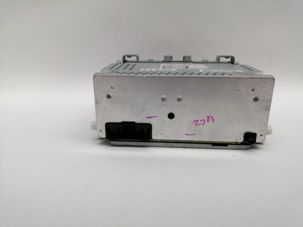 Autoradio FORD FIESTA VI 2010-2012  2044327 AA6T18C815AK 10R035512