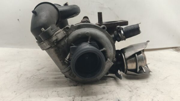 Turbolader/Kompressor FORD FOCUS C-MAX [2003-2007]  9652113780