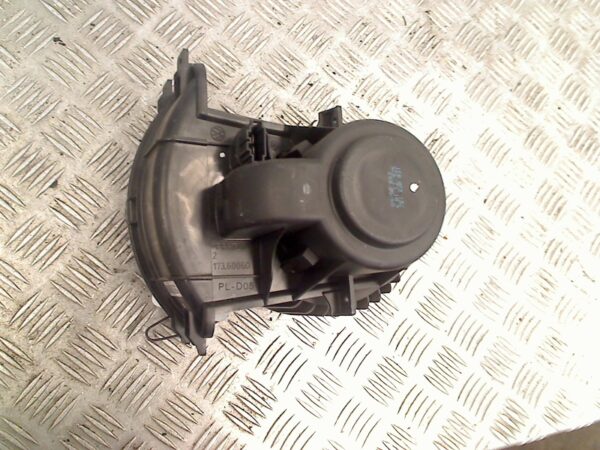 Gebläsemotor VW TRANSPORTER T5 Van 17360060