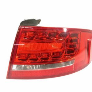 Rückleuchte Rechts AUDI A4 B8  2011 8K5945096K