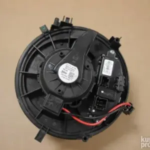 Gebläsemotor VW TOURAN (5T1) 2016 3Q1819021