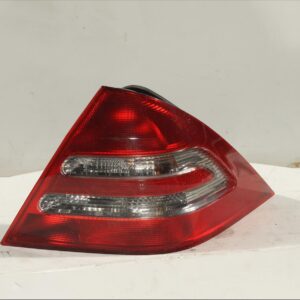 Rückleuchte Rechts MERCEDES-BENZ C-CLASS [2000-2007]  203 820 0264