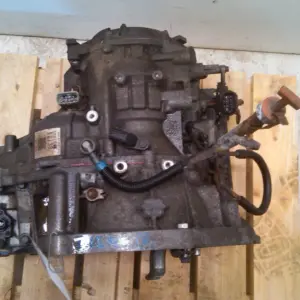 Getriebe-Automat / Toyota Yaris / 1.3B / 52130