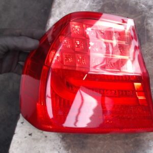 Rückleuchte Links BMW 3 (E90) [2010-2011] 21839014