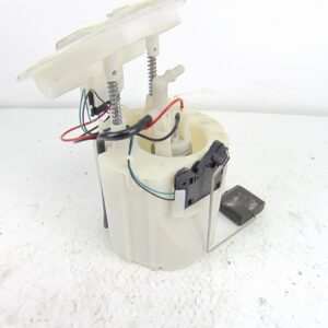 Kraftstoffpumpe MERCEDES-BENZ C-CLASS (W204) C 180 Kompressor (204.046) [2007-2009] A2044700294