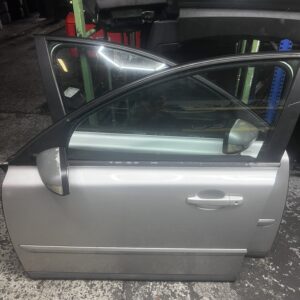 Tür Vorne Links  Volvo V50  2006 silber