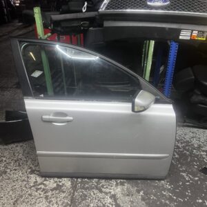 Tür Vorne Rechts Volvo V50  2006 silber