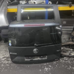 heckklappe SKODA YETI 2012 GRAU