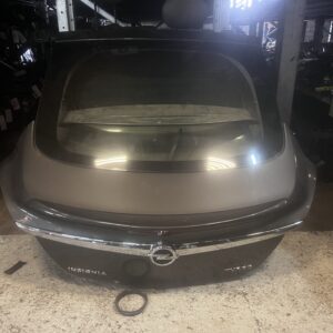 Heckklappe opel insignia hatchback 2010 BRAUEN