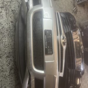 Stossstange Vorne Toyota Corolla 2006