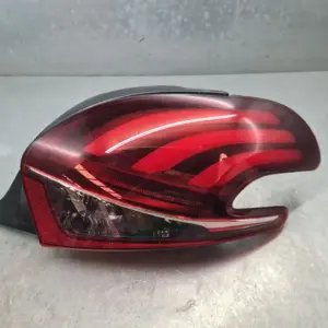 Rückleuchte Rechts PEUGEOT 208 I [2018] 9825601180