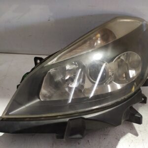 Scheinwerfer links RENAULT CLIO III [2005] 8200261610