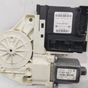 Fensterhebermotor vorne rechts VW GOLF V (1K1) 1K3837402T