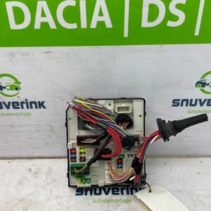 Sicherungskasten RENAULT SCÉNIC III (JZ0/1_) 1.2 TCe 284B61871R