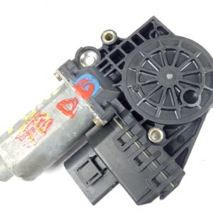 Fensterhebermotor vorne rechts AUDI A6 C5 (4B2, 4B4) 2.5 TDI 0130821785