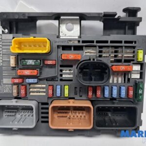 Sicherungskasten PEUGEOT 5008 (0U_, 0E_) 1.6 16V 9807028580 9675877980 BSMR020004 13905247