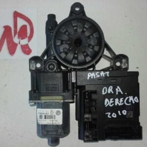 Fensterhebermotor vorne rechts VW PASSAT B7 Variant (365) 988693305