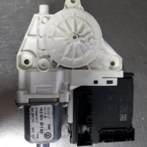 FEnsterhebelmotor VW GOLF VI Variant (AJ5) 1.6 TDI 0130822229 1K5837401B
