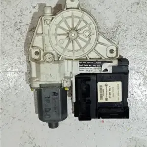 Fensterhebermotor vorne rechts AUDI A3 (8P1) 2.0 TDI 16V quattro 8P0959802A