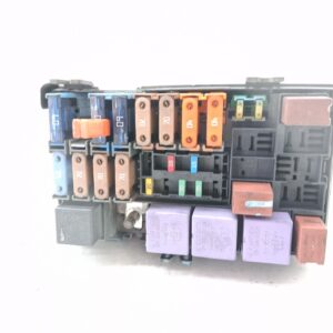 Sicherungskasten RENAULT LAGUNA III Grandtour (KT0/1) 2.0 dCi (KT01, KT08, KT09, KT0K, KT12, KT1D, KT1W) 8200727044