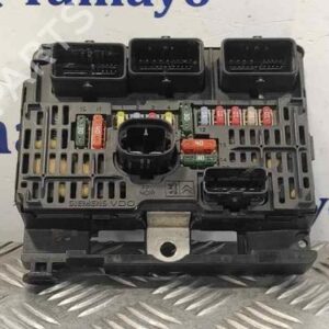 Sicherungskasten PEUGEOT 407 SW (6E_, 6D_) 2.0 HDi 135 9661682680 BSML0200 S118983002