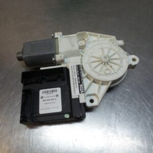 Fensterheber motor  AUDI A3 (8P1) 1.6 FSI 8P0959802A E840311202