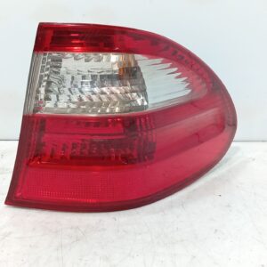 Rückleuchte Rechts MERCEDES-BENZ E-CLASS T-Model (S211) E 320 T CDI (211.226) 2118201264 379135 379108