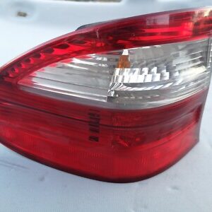 Heckleuchte links hinten MERCEDES-BENZ E-CLASS (W211) E 220 CDI (211.008) 379141l