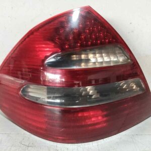 Rückleuchte Links MERCEDES-BENZ E-CLASS (W211) E 270 CDI (211.016) A2118200564