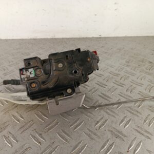 Türschloss rechts vorne AUDI A4 B6 Avant (8E5) 2.5 TDI 8E1837016C