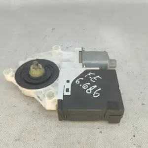 Fensterhebermotor vorne links VW GOLF VI Variant (AJ5) 1.6 TDI 1K5837401AS