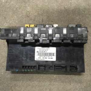 Sicherungskasten MERCEDES-BENZ C-CLASS (W203) 2035453801